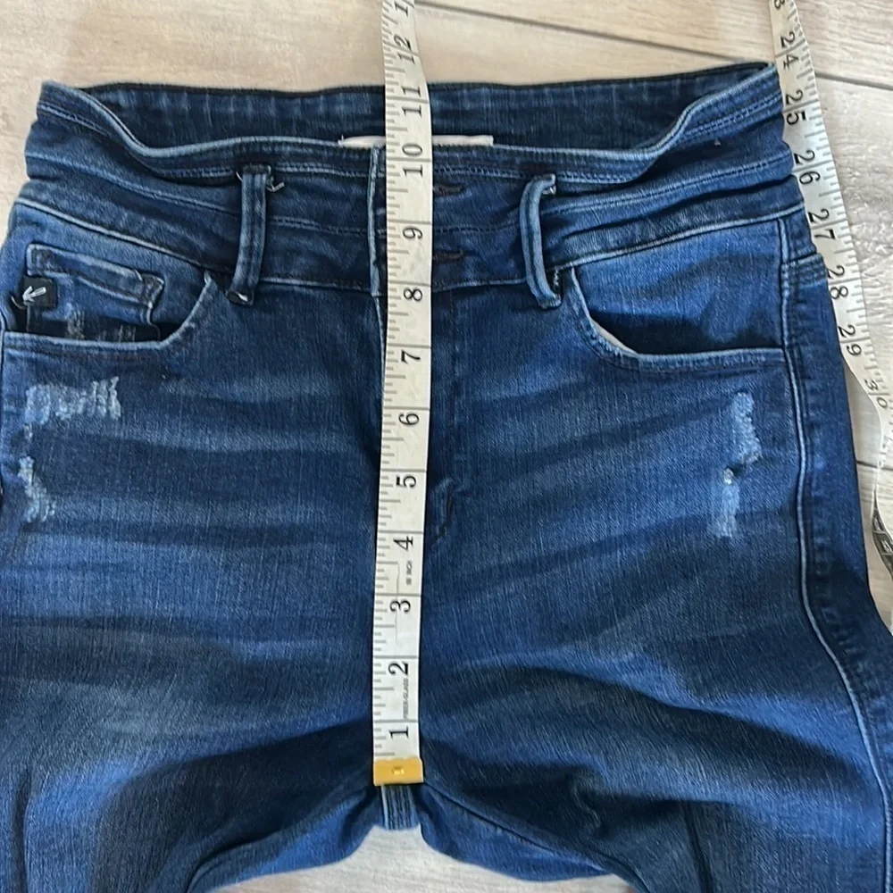 KanCan size 26 high waisted skinny jeans